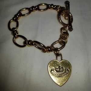 B7,982 Juicy Couture Toggle Bracelet BOGO 1/2 OFF